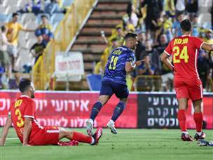 אלמוג חגג ראשון (לירון מולדובן)