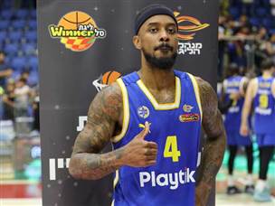 משחק נהדר שלו. בראון (לירון מולדובן)