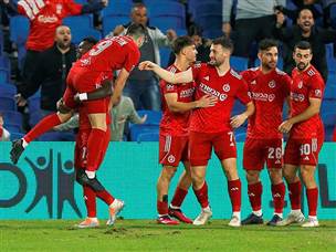 צ`יבוטה פתח אחרי שלוש דקות (צילום: אלן שיבר)