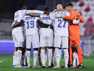 האורחת מאם המושבות הגיעה דרוכה ומוכוונת מטרה הערב לגרין (מאור אלקסלסי)