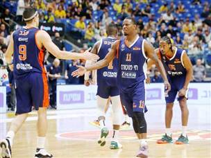 זה היה קרוב. שחקני נס ציונה (אלן שיבר)