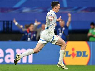 ופרודוב הימם עם בעיטה מרחוק בדקה ה-62 (Dan Mullan/Getty Images)