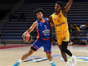 אך הצהובים מצאו את הקצב ברבע השני (GETTY)