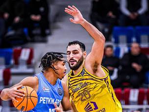 אבל נתקלה בקאמבק טורקי (FIBA)