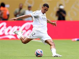 טרנט אלכסנדר ארנולד. לא השפיע על המשחק (Getty)