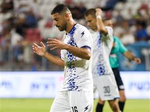 ריינה ניסתה להתעורר (קובי אליהו)