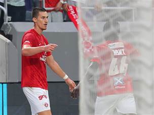 כשקרייב הוסיף את השני מעט לאחר מכן (אודי ציטיאט)