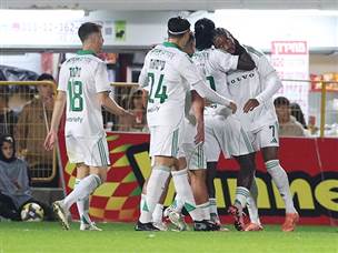 מכבי חיפה חזרה לנצח בליגה עם חגיגה שערים (אלן שיבר)