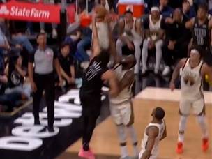 מהסרטים: הדאנק של בן שרף על דריימונד גרין