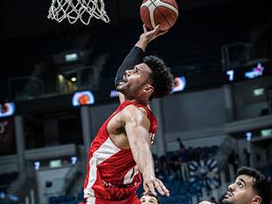 חזרה מוצלחת: 81:102 להפועל י-ם על הרצליה