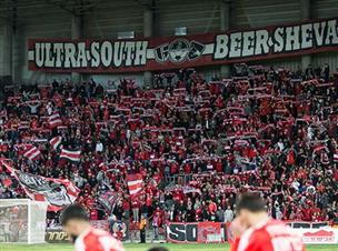 אווירה נהדרת בטרנר (עודד קרני)