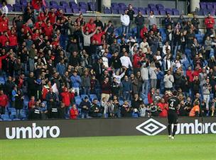 חגיגות באדום