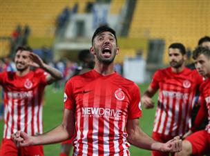 מהפך אדיר של הפועל ת"א (צילום: סוכנות ג'יני)