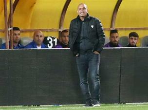 חזק במאבק על המקום ה-4. אבוקסיס (יוסי שקל)