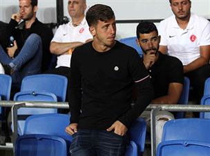 עונה מלאה בשערוריות (אלן שיבר)