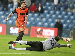 ואלסקיס. משעריו הקלים בקריירה (אלן שיבר)