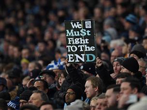 גם האוהדים לא מוותרים (Clive Brunskill)