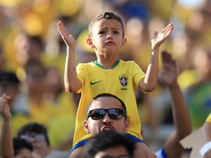 הקהל המקומי. קרא 'עולה' כבר אחרי חצי שעה (Getty Images)