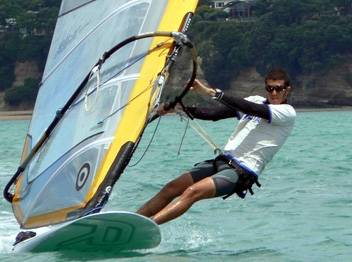 פספס את הארד באופן דרמטי. צוברי (getty)