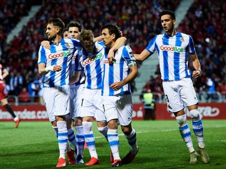 עצרו את הסינדרלה ויקבלו הזדמנות לזכות בגביע נדיר (GETTYIMAGES)