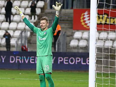 ברטקוס חלק מרשימה ארוכה. כאב ראש לק"ש (אנצ'ו גוש)