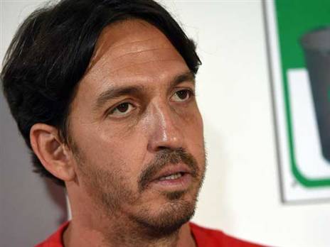 מגבה את ההחלטה לדחות, ברקוביץ'