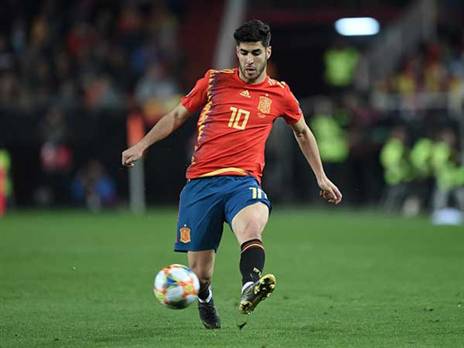 אסנסיו, מקבל הזדמנות לחזור לעצמו (getty)