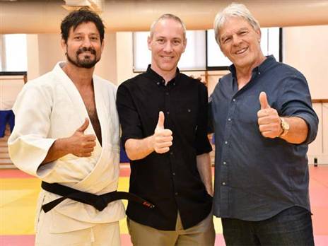 טרופר הגיע לוינגייט (אבי שי, מכון וינגייט)