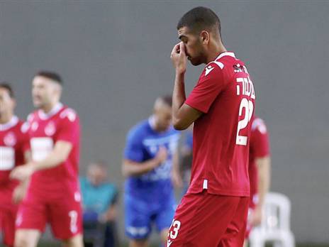 לא ירצה לזכור את המשחק. שלמה (אלן שיבר)