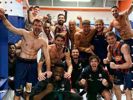 (צילום מהטוויטר של באסקוניה)