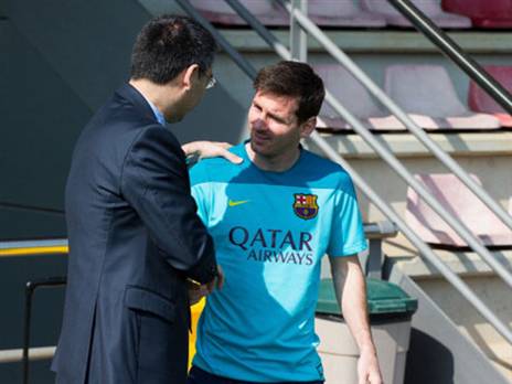 השחקן הגדול בתולדות המועדון בדרך החוצה, והנשיא הכי כושל נשאר. מסי וברתומאו