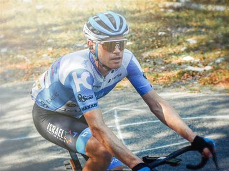 בן הרמאנס במהלך הקטע ה-15 (צילום: נועה ארנון)