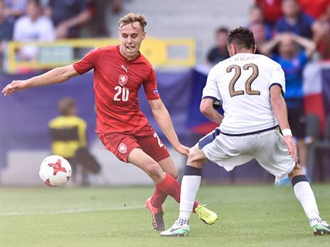 האשק. לא חווה יחס כמו בספרטה (אלן שיבר)