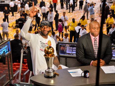 "אליפות נוספת תהווה טיעון טוב". מג'יק, לברון והגביע (getty)