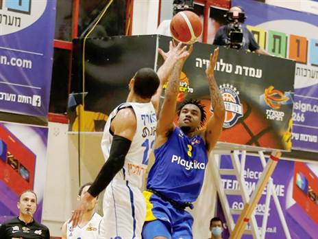 ג'ונס. הראש בריאל מדריד