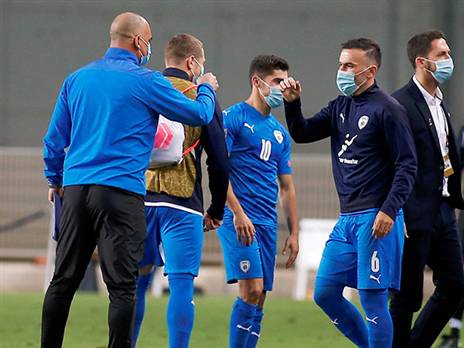 אין הרבה רגעים כאלה. נאתכו (אלן שיבר)