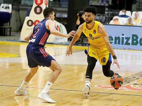 בראיינט. מכבי התעשתה בזמן (אלן שיבר)