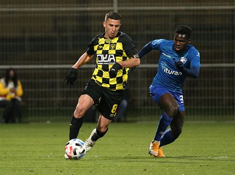 ורד מול ק"ש (אנצ'ו גוש, סוכנות ג'יני)