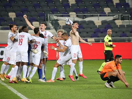 שחקני חיפה. עלו לשמינית (אודי ציטיאט)