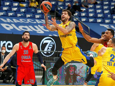 ווילבקין. בולט בשורות הצהובים (אלן שיבר)