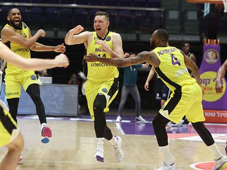 "אחד הרגעים הטובים בקריירה שלי" (דני מרון)