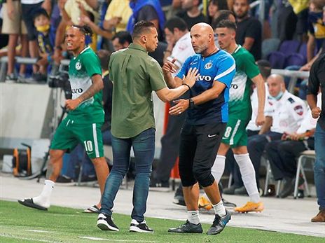 בכר. יצרן תארים (אלן שיבר)