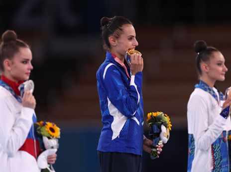 גם אשרם עלתה על ראש הפודיום (Getty)