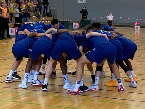 (צילום מהטוויטר של אלבה ברלין)