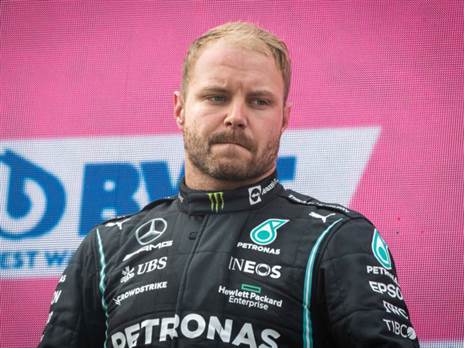 בוטאס. לא הצליח לצאת מצילו של המילטון במרצדס (צילום: Getty)