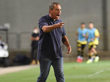 ירון הוכנבוים. רוצה ניצחון שני ברציפות (ברני ארדוב)