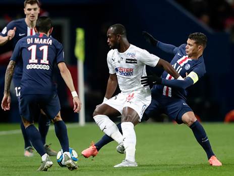 מוסא קונאטה פגש את הגדולים ביותר. כעת ינסה להשתקם בטוניסיה (GETTY)