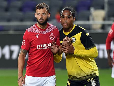 גוטליב. יחסי אהבה-שנאה עם הקהל (ברני ארדוב)