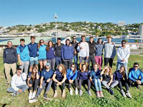 הנבחרת כולה (צילום: גל פרידמן, איגוד השייט בישראל)