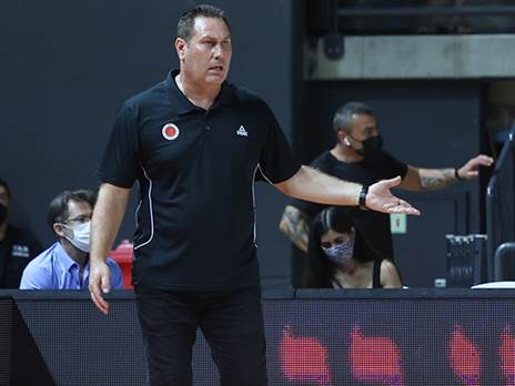 גיא גודס. כפל תפקידים (דני מרון)